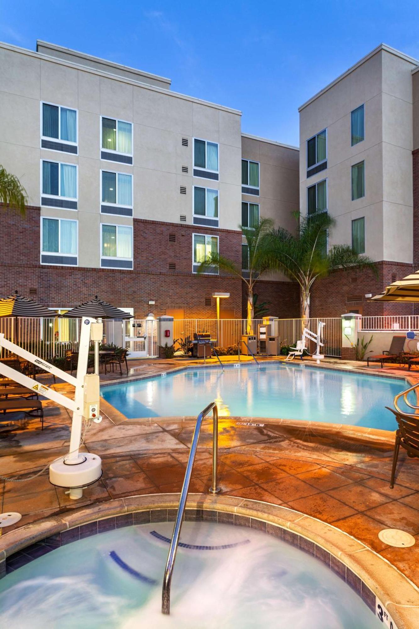 Hyatt Place San Diego-Vista/Carlsbad Exteriör bild